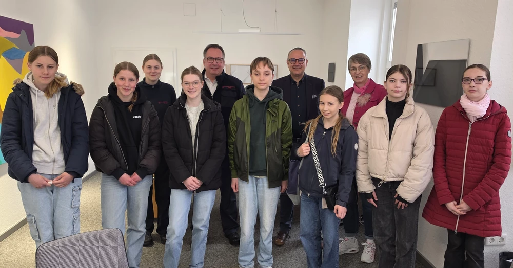 Gruppenbild mit den Teilnehmenden